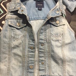 Jean gap kids vest sold!!